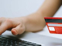 Интернет-мошенники «облегчили» счет 36-летней женщины на крупную сумму