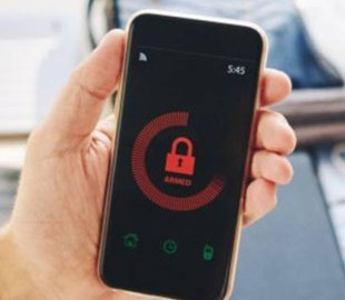 Експерти радять оновлювати смартфон і встановлювати антивірус для безпеки