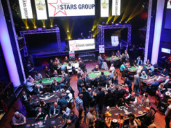 Китайский игрок потратил 100 тысяч долларов и не попал в призы