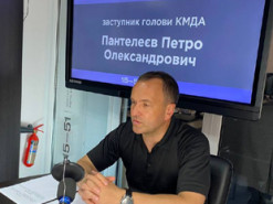 Петро Пантелеєв онлайн відповів на запитання киян
