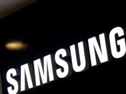 Samsung создала джинсы для складных смартфонов