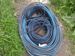 В Днепре на проспекте Поля задержали двух похитителей кабеля: подробности