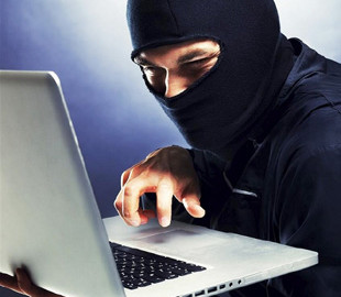 Соцсети украинцев крадут мошенники: загоняют в долги и устанавливают вирусы