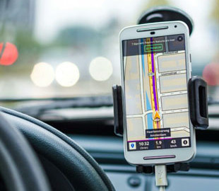 Грубі помилки під час зарядки смартфона: що не слід робити, щоб продовжити життя батареї