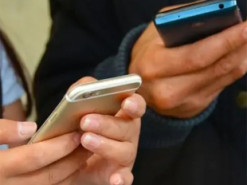 Перенести дані з телефона на телефон: 3 прості способи