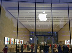 Трамп вынудил Apple вернуть миллиарды долларов в США