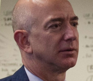 Мне не нужны клиенты-расисты: глава Amazon Джефф Безос выступил с заявлением о протестах в США