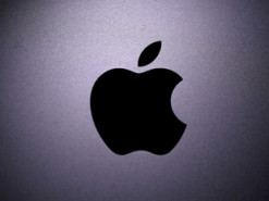 В Apple учат сотрудников, как выкачивать деньги из клиентов: в Сеть попал видеоинструктаж