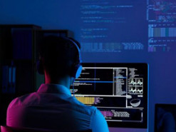 "Демократы" в США просят Байдена усилить кибербезопасность Украины