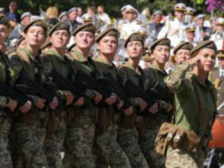 Для усіх професій: у Міноборони пояснили деталі про військовий облік жінок