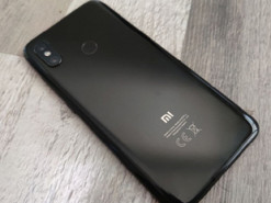 Xiaomi Mi 8 получил MIUI 12.5