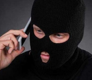 Шахраї за допомогою дубліката сім-картки оформляють онлайн кредити