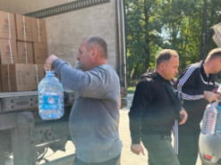 Мешканцям звільненої Балаклії роздали гуманітарну допомогу
