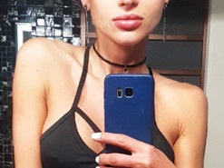 Называла COVID-19 фейком и получала деньги из РФ: СБУ пришла с обыском к блогерше из Черкасс