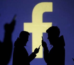 Facebook удалил сотни публикаций российской «фабрики троллей»