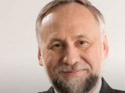 Помер колишній народний депутат України Юрій Кармазін