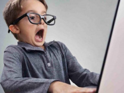 Британія показала нові правила контролю за безпекою дітей в інтернеті