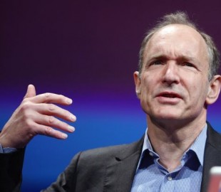 Отец internet: за тридцать лет сеть превратилась в неуправляемого монстра