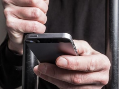 Интернет-мошенник признался потерпевшему, что сидит в тюрьме