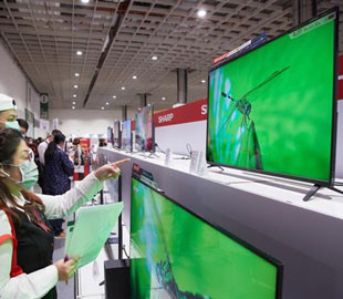 Samsung продолжит покупать ЖК-дисплеи для телевизоров у Sharp