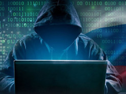 США дает награду в размере 10 млн долларов за хакеров из России