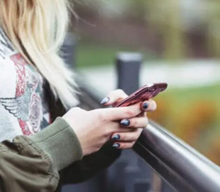 Які налаштування на смартфоні допоможуть збільшити час роботи батареї