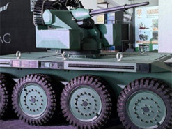 В Україні представили керований ШІ наземний роботизований комплекс VATAG