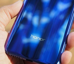 Первый смартфон Honor с поддержкой 5G выйдет в следующем году