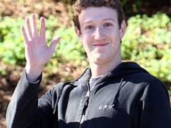 Марка Цукерберга снова заподозрили в том, что он является рептилоидом