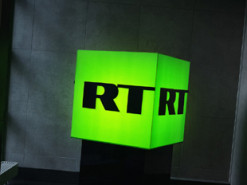 Російським пропагандистам різко збільшили зарплати після початку війни