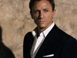 Apple и Netflix обсудили показ нового фильма «бондианы» на своей платформе