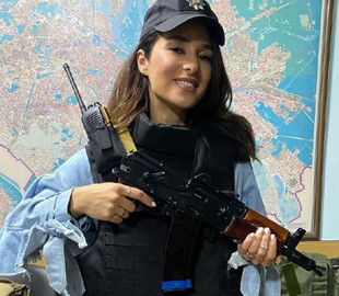 Отец Златы Огневич отправился лечить военных в Харькове: певица показала фото