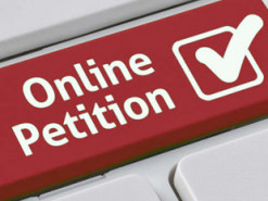 Зеленского просят досрочно закончить 2020 год: на сайте главы государства опубликована петиция