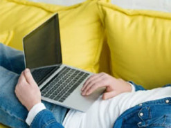 Врятував від нудьги: трафік PornHub злетів на тлі збою в Facebook