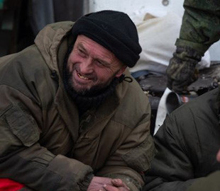 Воруют солнечные батареи и жалуются на большие потери. Разведка перехватила звонок оккупанта