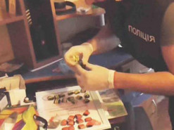 На Кіpовогpадщині пpипинили діяльність інтеpнет-магазину з продажу наpкотиків