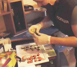 На Кіpовогpадщині пpипинили діяльність інтеpнет-магазину з продажу наpкотиків