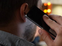 Співробітники правоохоронних органів торгували даними мобільних розмов — ДБР