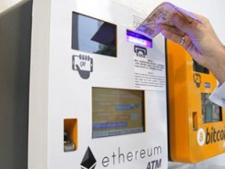 Конкурент биткоина оказался под угрозой из-за креветок