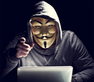 Експерти розповіли, що категорично не можна робити в інтернеті, щоб не втратити особисті дані