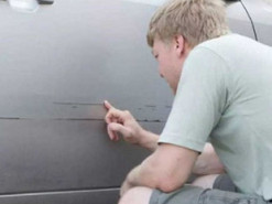 Нова технологія дозволяє самостійно видалити подряпини на авто за пів години