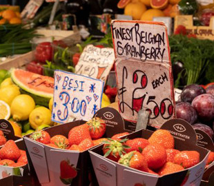 Стоимость продуктового набора украинцев за границей: где питаться дешевле всего