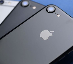 В Китае из-за коронавируса стало некому собирать iPhone