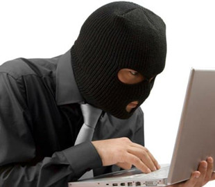 Полиция разыскивает интернет-мошенника, который обманул женщину на 26 000 гривен