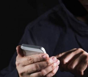 Интернет-мошенник обманул женщину на 3 тысячи гривен