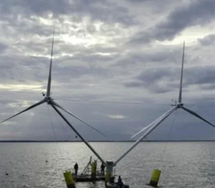 Максимум енергії від вітру: унікальний "двоголовий" генератор запустили в Китаї
