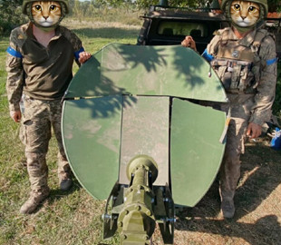 Бійці 409-го ОСБт затрофеїли на Курщині ворожу станцію супутникового зв’язку Р-448