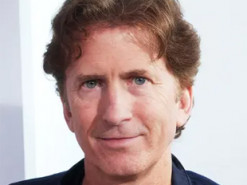 Молодий Тодд Говард вкрав копію першого Fallout і так познайомився з грою