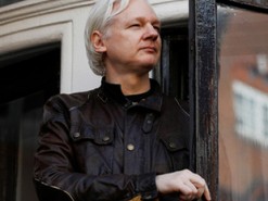 Ассанж захотел раскрыть секретные обвинения