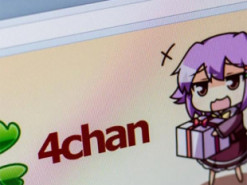 Хакери зламали найбільший в інтернеті форум, який звинувачують у пропаганді нацизму